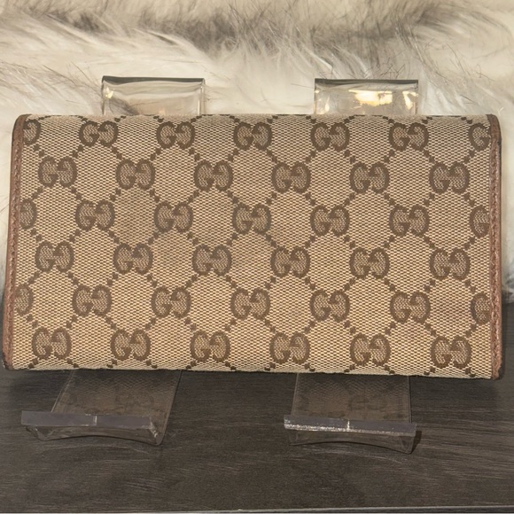 💰⬇️ GUCCI 
Pre-Loved Beige GG Canvas Flap Continental Wallet 💕 - Picture 2 of 16